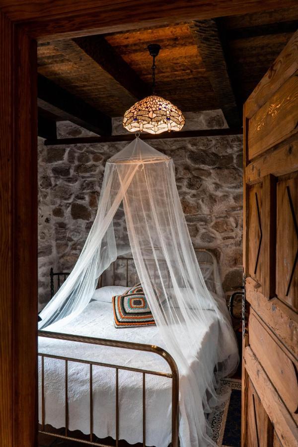 فيلا La Casa Del Buho Santa Maria la Real de Nieva المظهر الخارجي الصورة